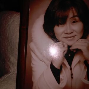 Meet your Posher, Kyung